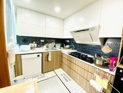 Queens (D3), Condominium #598263051